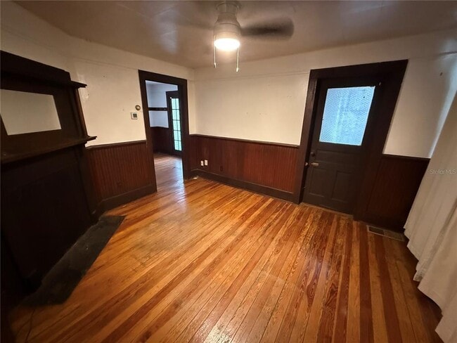Photo - 2523 NW 6th St