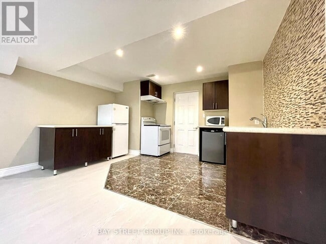 Photo - 491 Mavrinac Blvd