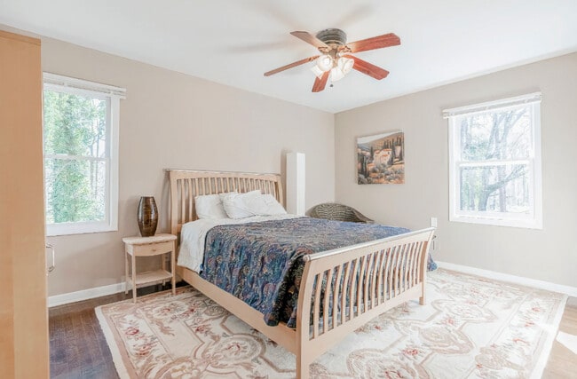 Photo - 2136 Chestnut Hill Cir