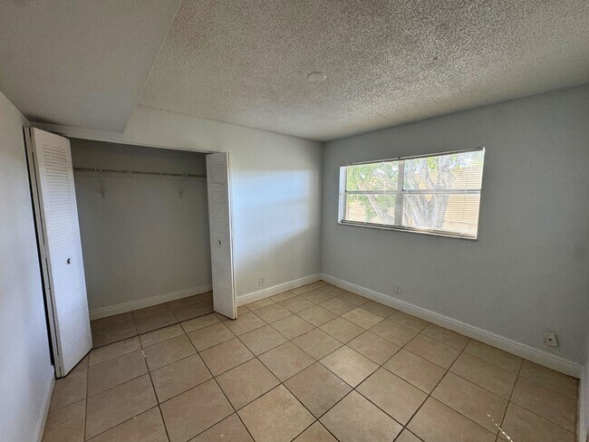 Photo - 4459 Treehouse Ln