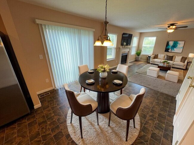 5095 Oak Creek Trail
