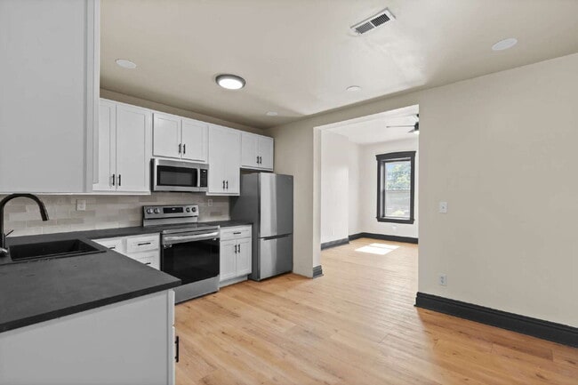 Photo - For Rent: Renovated 2-Story Townhouse in M... Unit 2F