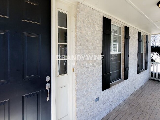 Photo - 967 Cairn Creek Dr