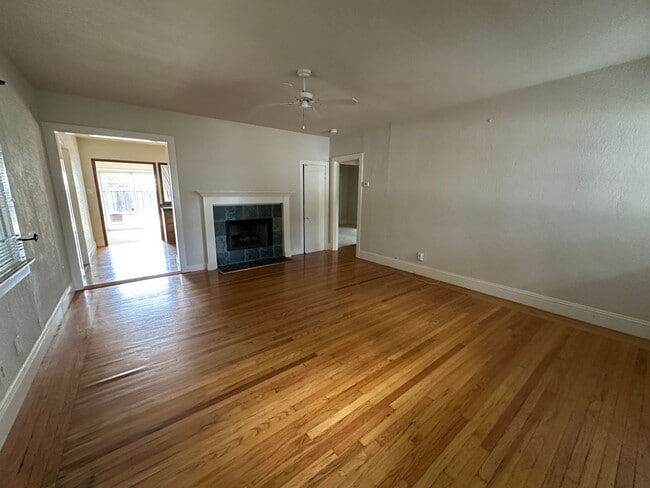 Photo - 643 18th Ave Unit 1