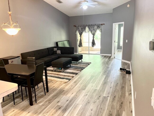 Photo - 232 Hill Street