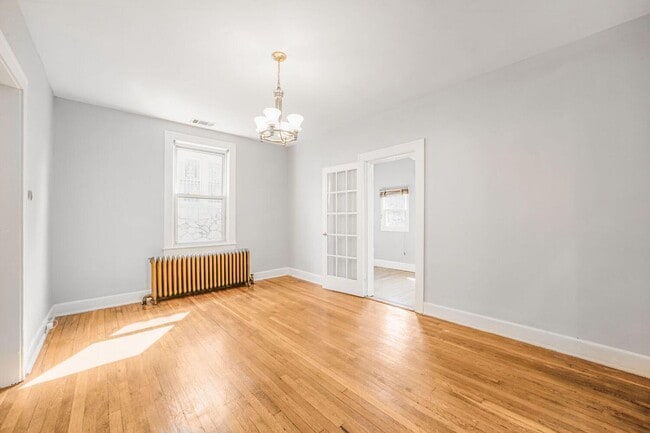 Photo - 3216 22nd St NE