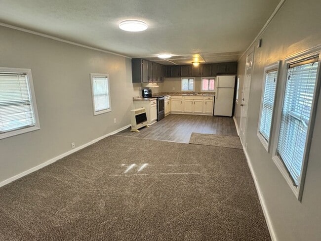 Photo - 376 Hines Rd