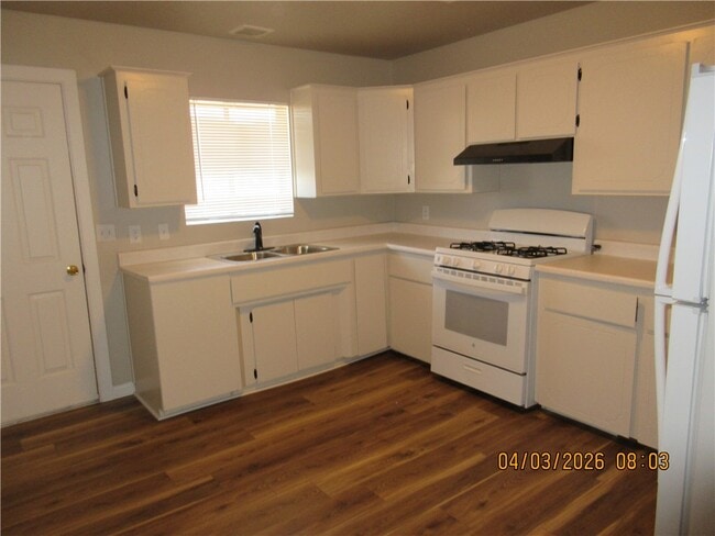 Photo - 1755 Gordon Dr Unit 3