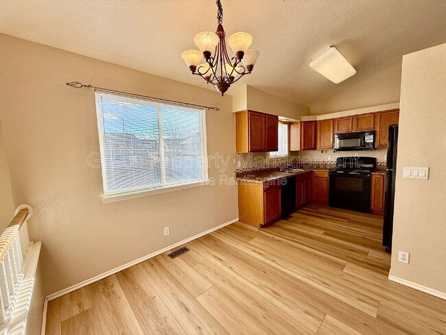 Photo - 2830 Calkins Pl