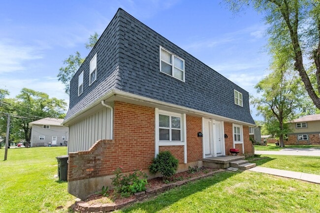 Photo - Spacious Belton Duplex with Full Basement—Great Location!