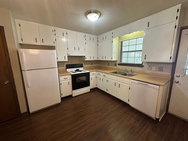 2072 Pats Place