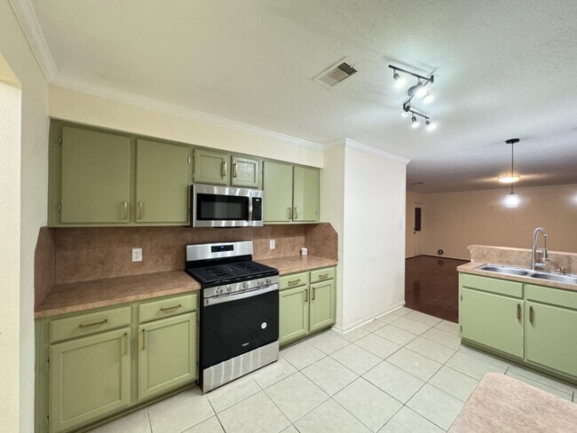 Building Photo - 19538 Narcissus Brook Ln