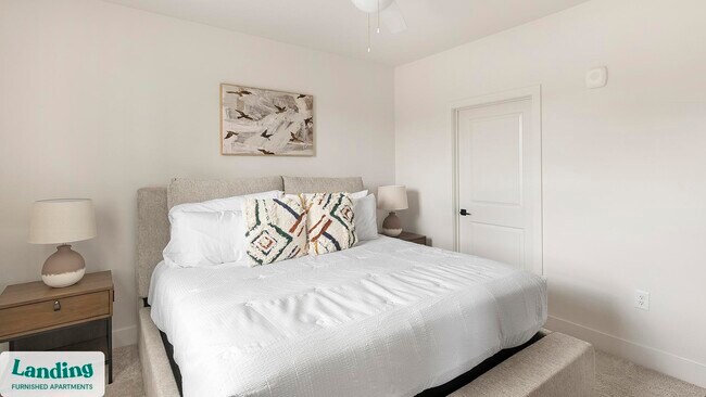 Photo - 170 Graphics Dr Unidad 3208