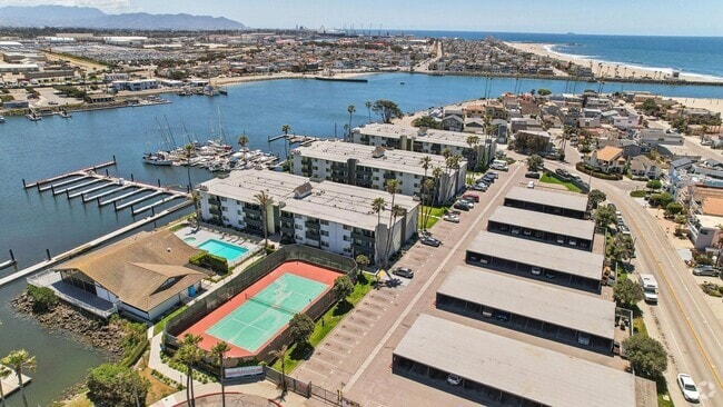 Building Photo - 4200 S Harbor Blvd Rental