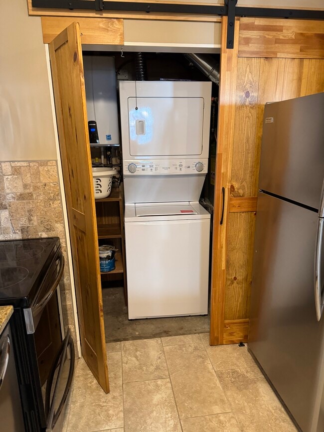 Photo - 9438 Ranchview Ln N