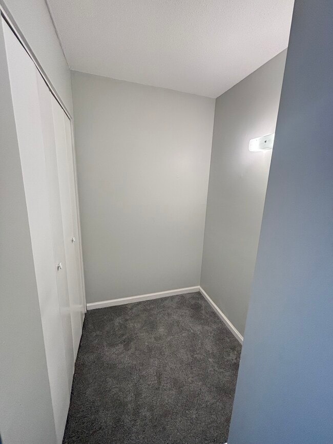 Photo - Crestview Apartments