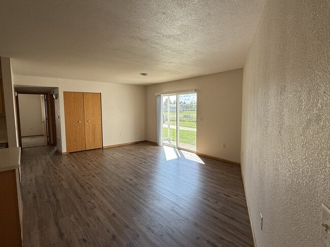 Unit Living Room - Hidden Lane Apartments