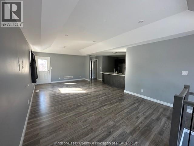 Photo - 3161 Viola Cres