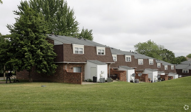 Chelsea Square Apartments For Rent in Richmond, VA