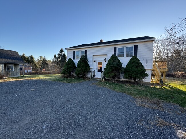 Building Photo - 651 Acadia Hwy Rental