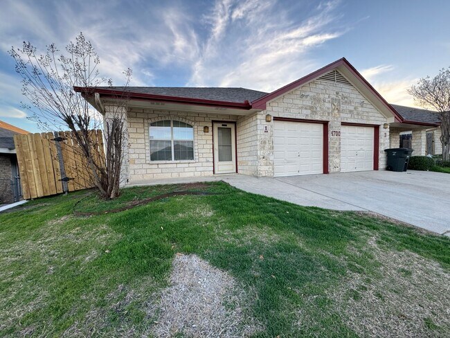 Photo - 4700 John David Dr Unidad A
