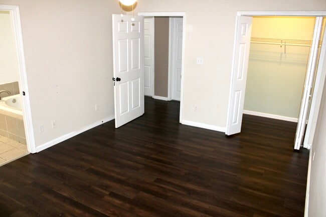 Photo - 100 Tyger Meadow Rd