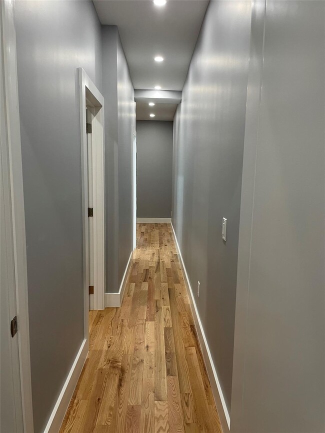 Photo - 1668 George St Apartment Unit 1L