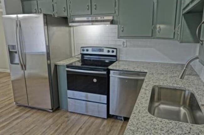Photo - 2903 Bayless Dr SW