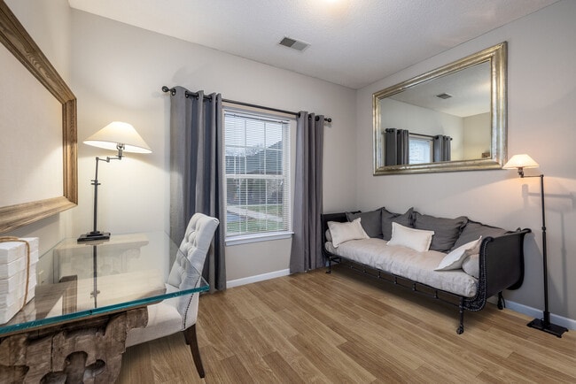 Coventry Apartments