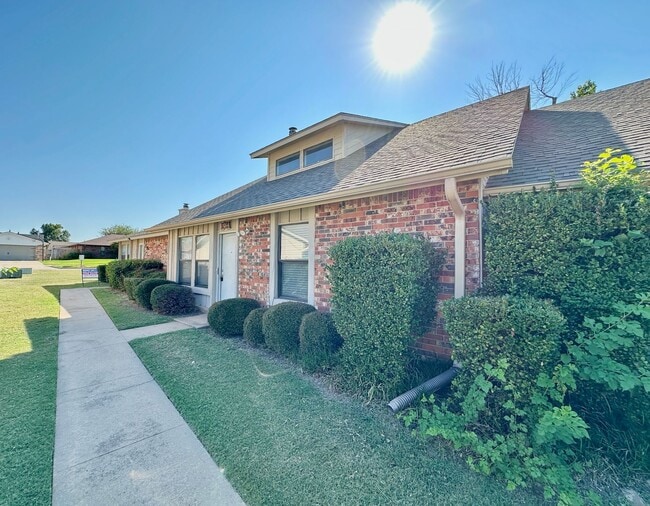 Building Photo - 6899 NW Willow Springs Dr Rental
