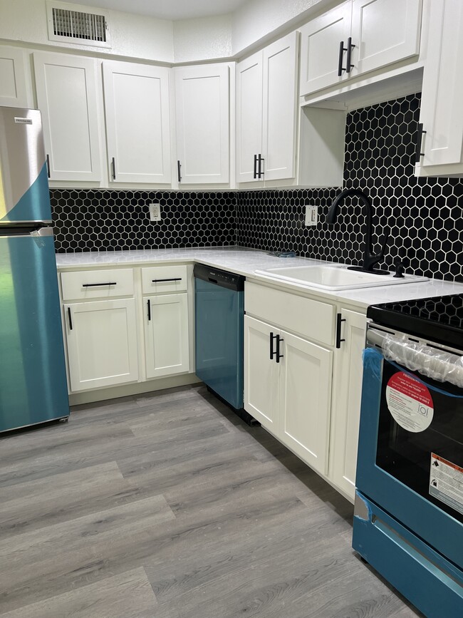 Photo - 4 Loveland Hill Rd Unit B4