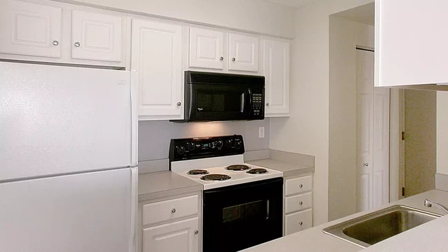 Photo - 13 Magazine St Unidad 807B