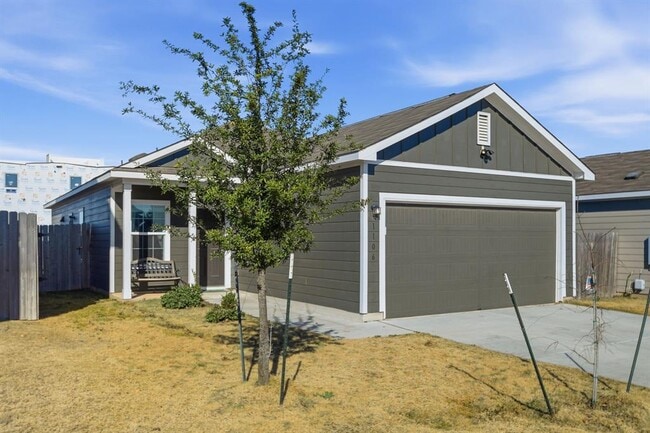 Photo - 1106 Cattail Ln