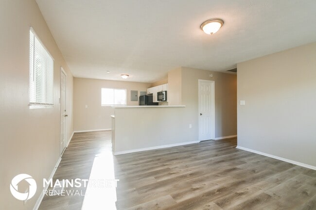 Photo - 4924 Leone Dr
