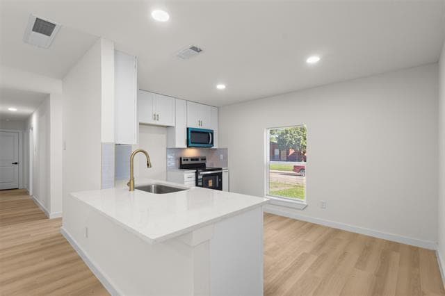 913 Roaming Rd Dr