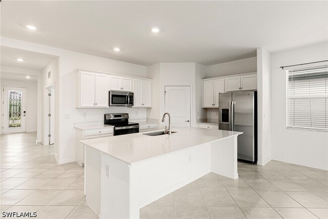 Photo - 2525 Kona Wy