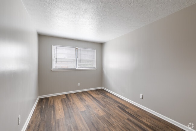 2BD, 1BA - 850SF SM - Second Bedroom
