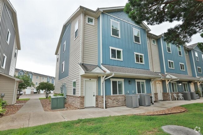 Building Photo - 21155 Gosling Rd Unit 36A Rental