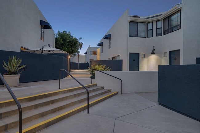 Photo - Village Square Apartments
