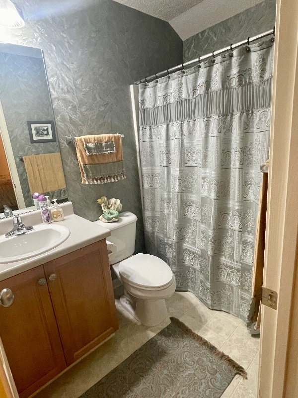 Photo - 214 Foxbury Square