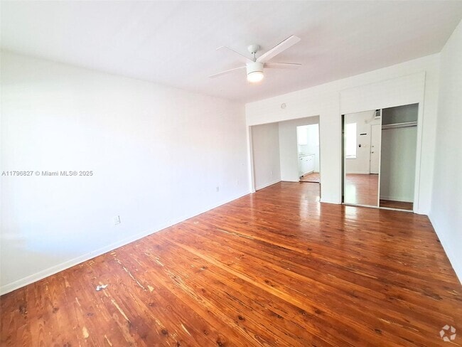 Building Photo - 1770 Meridian Ave Unit 203 Rental