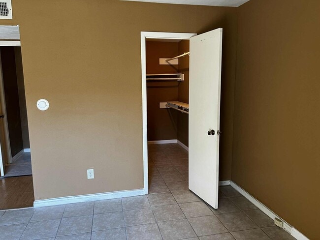 Photo - 2100 Wilcrest Dr Unit 114