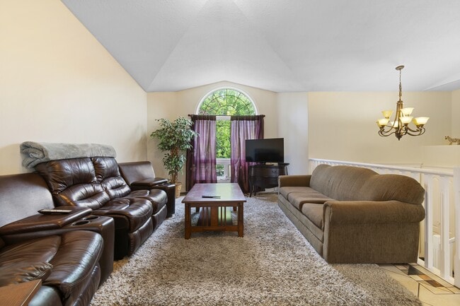 Building Photo - 9321-9369 69 Ave