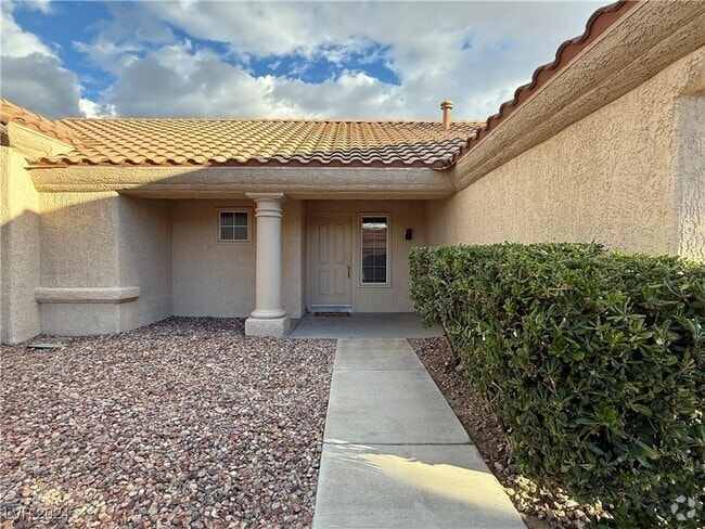 Building Photo - 2544 Showcase Dr Rental