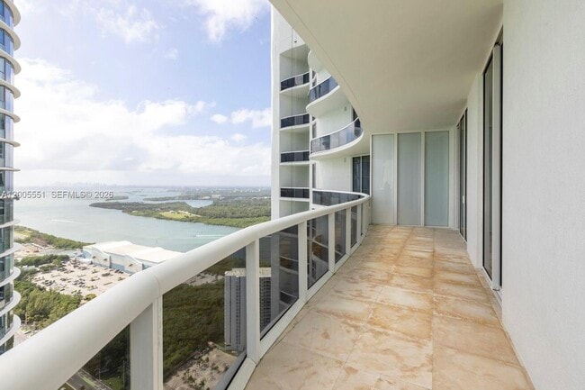 Photo - 15811 Collins Ave Unit 4002