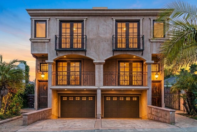 Building Photo - 148 W Marquita