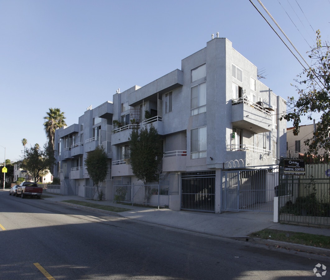 Photo - 1164 N Van Ness Ave