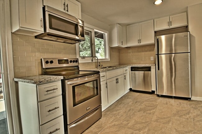 Photo - 4346 S 178th St