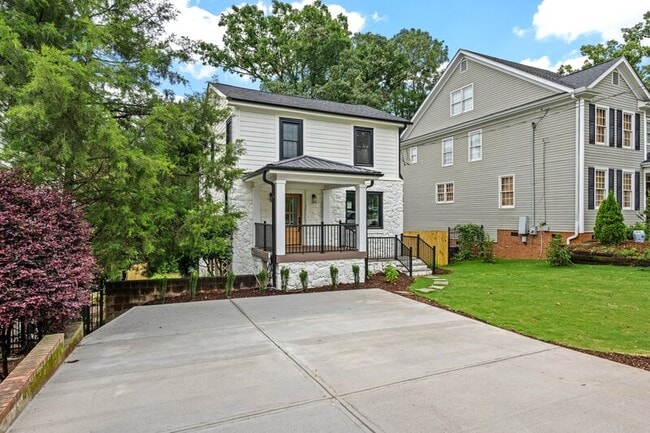 Photo - 28 Douglas Dr