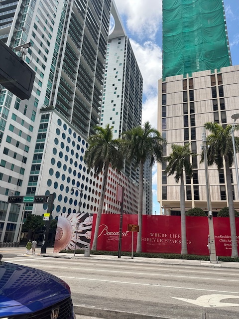 Photo - 55 SE 6th St (Miami, FL)